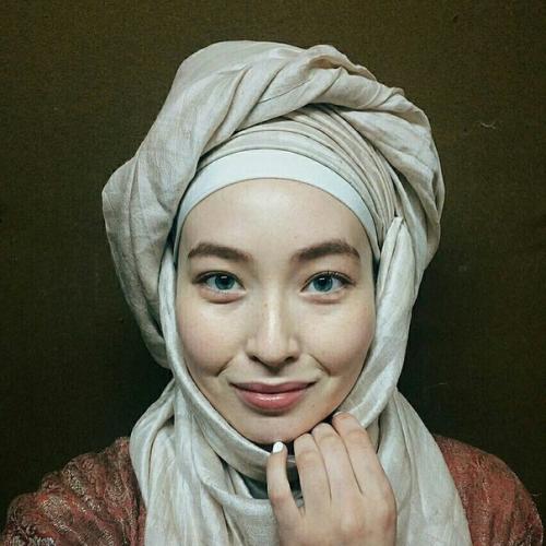 - Казахский традиционный женский головной убор. 03 - Казахский традиционный женский головной убор. 03