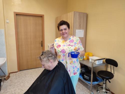 Каждая женщина мечтает выглядеть неотразимо, и прическа играет в этом немаловажную роль. 02