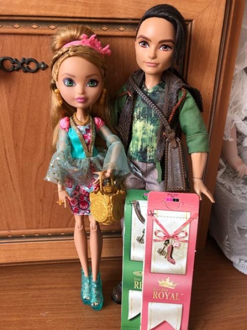 Доброго дня!  Робекка живая в хорошем состоянии, рабочая или нет, не знаю, батареек нет. 2. 06