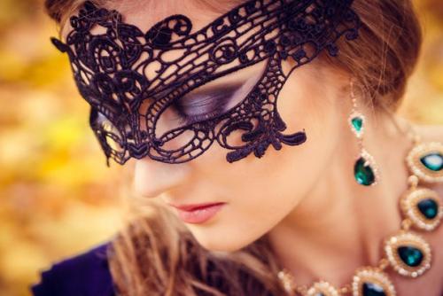 Свадебный, вечерний макияж, а также свадебные, вечерние прически, наращивание ресничек. 02