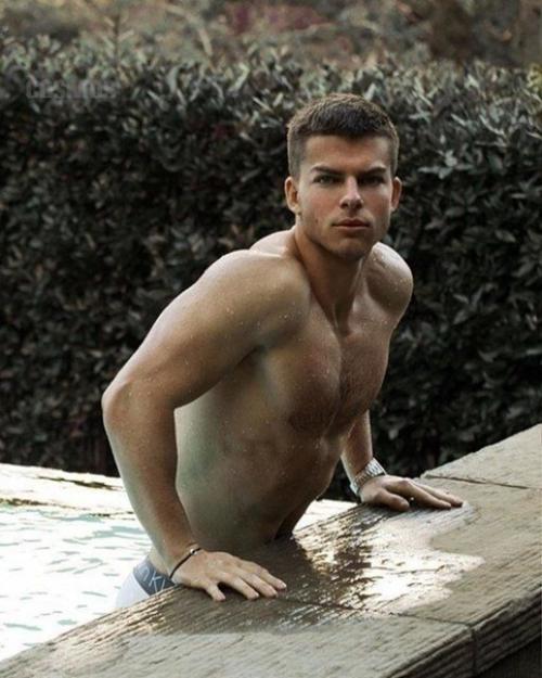 Не знала, что у Газманова такой красивый сынок! 02