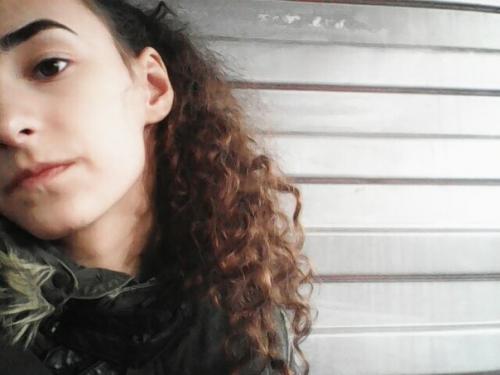 Поясните, пожалуйста. P. s. 4 фото специально, чтоб было видно брови (знаю, что я на нём не оч получилась). 03