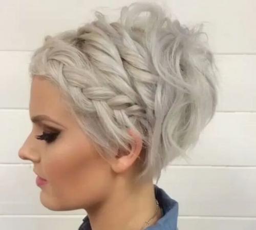 Стрижка пикси - модная и неприхотливая. 03