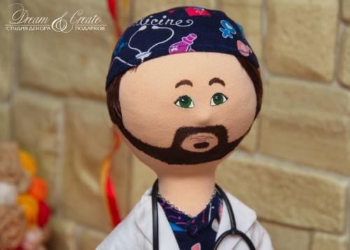 Врач анестезиолог - реаниматолог Эдуард. 06 Врач анестезиолог - реаниматолог Эдуард. 06