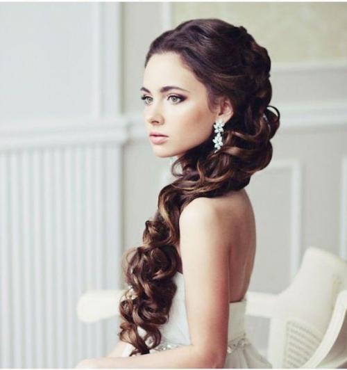 Варианты свадебных причесок на длинные волосы. 01
