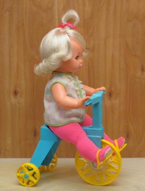 Дамочка с выражением личика никому не здрасти! 02 Дамочка с выражением личика никому не здрасти! 02