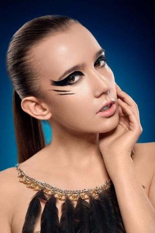 Ретушь портрета.  Фото предоставил фотограф: Krzysztof Halaburda, модель: Maja C., Make - up Artist: Weronika Sikora. 09