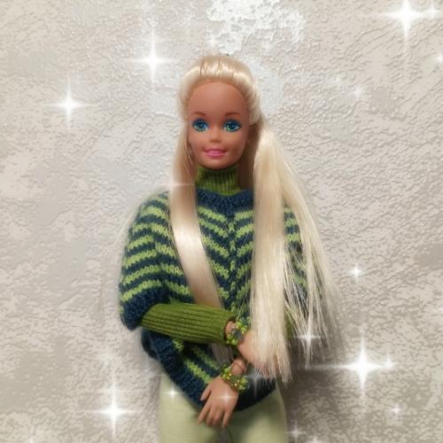 В общем, европеечку пришлось тоже, перепрошить: резинка намертво окрасила ей волосы (. 02