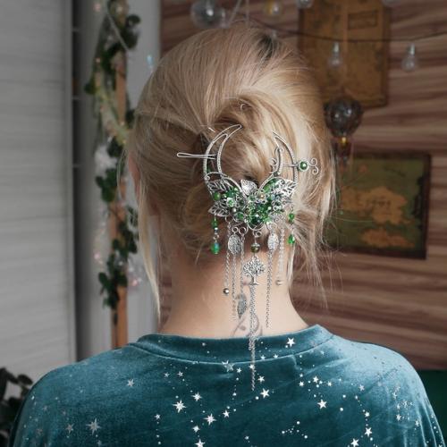 А вот и свет, а значит можно сделать фото в прическе. 03