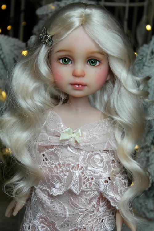 Последняя девочка в этом году. 04