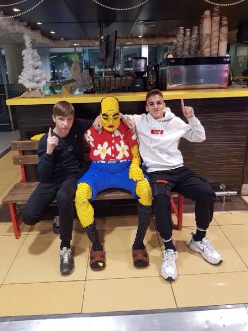 Мнение. 1 фотка. 01