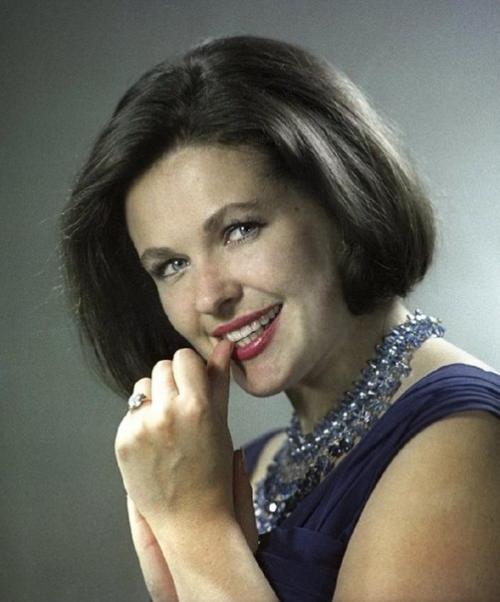 С днём рождения? 01