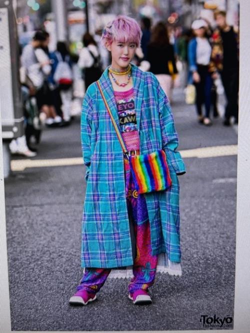 Новогодняя фитнес- тренировка!  Повеселились от души!  Все девчата просто. Спасибо Анечке за такой чудесный вечер и позитивное настроение! 04