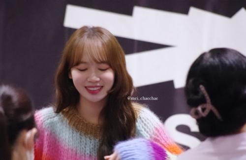 Фанаты рады видеть, как Chaewon (LE Sserafim) вернула образ эры IZ * ONE. 03