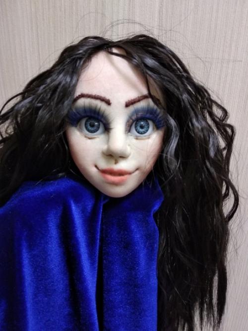 Опять рукам покоя нет - кукла просится на свет. 05