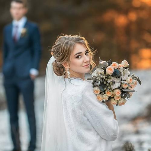 Желаю каждой девушке примерить самое красивое платье. 01