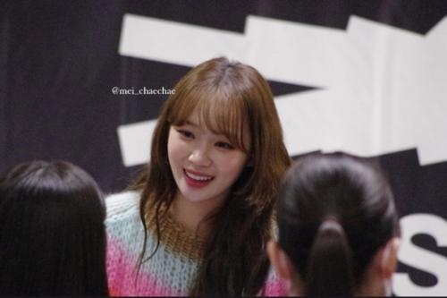 Фанаты рады видеть, как Chaewon (LE Sserafim) вернула образ эры IZ * ONE. 04