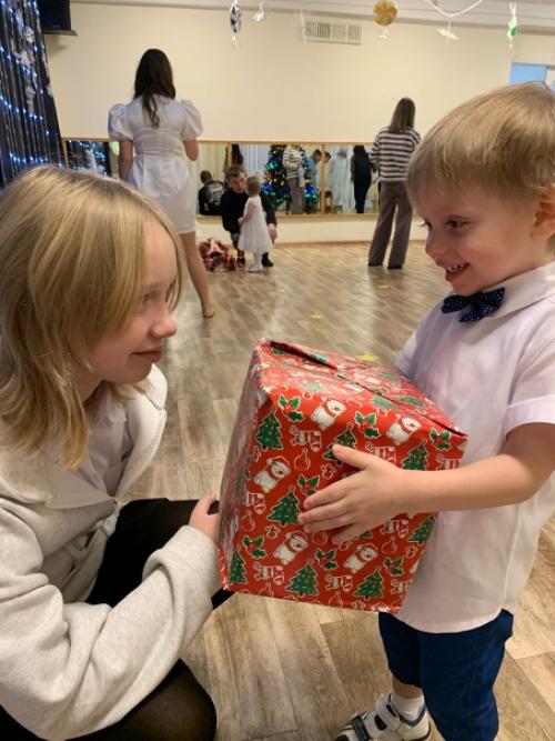 Наш первый утренник в детском саду! 04