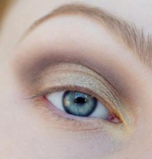 Вечерний золотистый макияж для голубых глаз. 04 Вечерний золотистый макияж для голубых глаз. 04