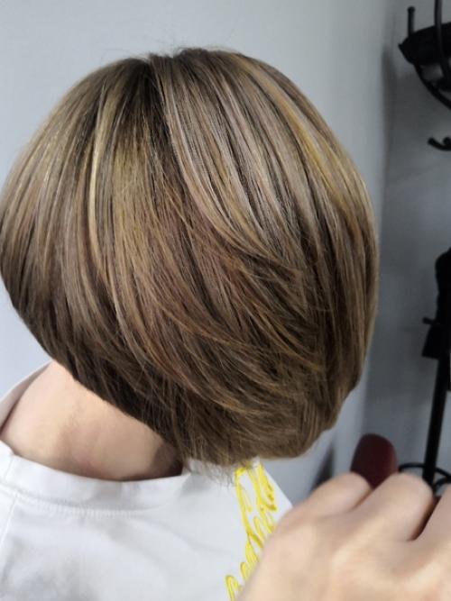 Каждая дама в независимости от возраста желает выглядеть эффектно и привлекательно. 09