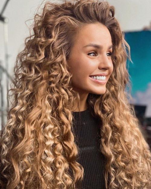 3 иверт вошла в топ самых красивых женщин России. 01