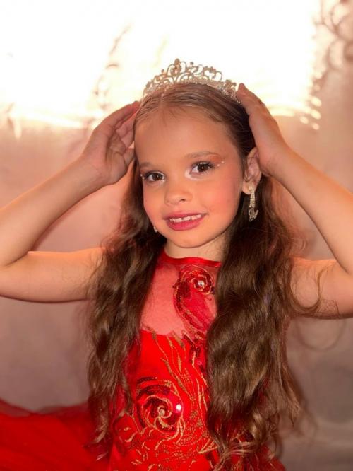 София круглова. 7 лет. 01