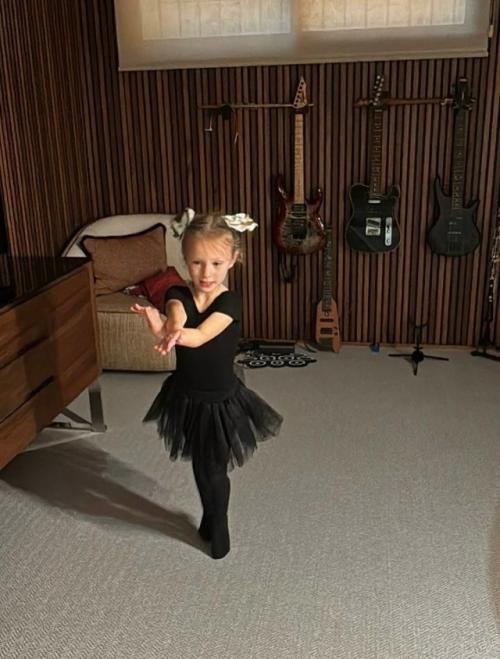 Фотоплёнка Полна Тёплых Воспоминаний с Семьей: 04