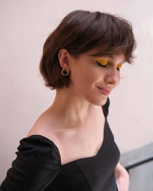 Модные стрижки, которые француженки будут носить этой весной. 03