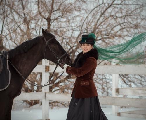 Я в детстве ужасно завидовала деревенскому пастушку, потому что он мог кататься на лошади целыми днями! 01