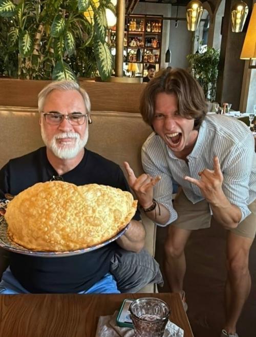 Фотоплёнка Полна Тёплых Воспоминаний с Семьей: 05