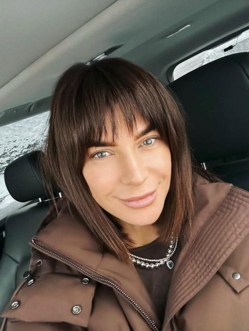 Екатерина Волкова, ЗвездаВорониных все таки решилась на радикальную смену своего имиджа. 02