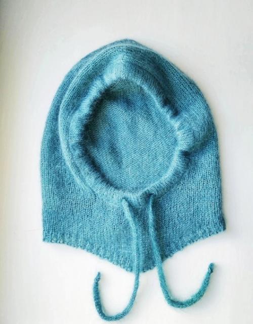 Этот капор в довесок к шапочке связан. 01 Этот капор в довесок к шапочке связан. 01