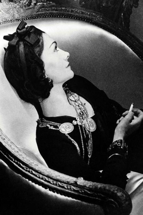 Пламя первой мировой войны не остановило триумфального вхождения Коко в мир моды. 05 Пламя первой мировой войны не остановило триумфального вхождения Коко в мир моды. 05