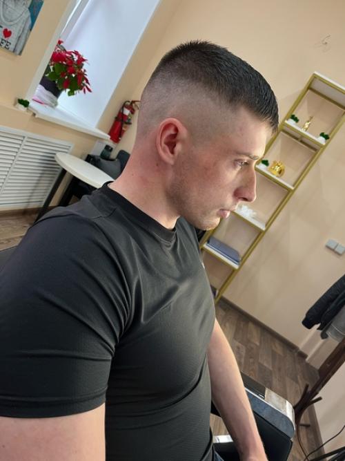 Доброе утро пятницы, в переди выходные да ещё и не простые, мир труд май мы ждём! 01