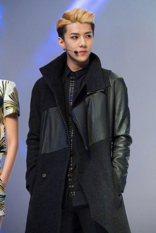 Trans@Sinfulmaknae; 170413 Vogue Magazine. 02 Trans@Sinfulmaknae; 170413 Vogue Magazine. 02