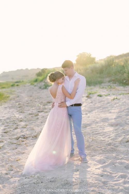 Внимание!  Ищу влюбленную пару для съемки в цветущих деревьях. 01