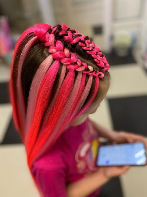 Легкий рецепт быть счастливой - добавить в образ как можно больше розового. 04