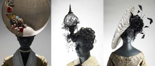Английская мода 18-19 веков на манекенах в сюрреалистических шляпках. 08