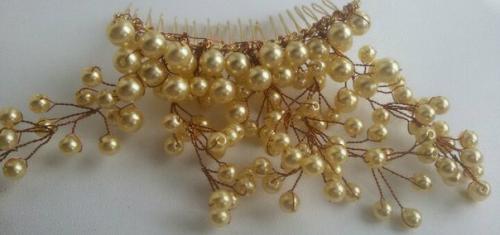 Видела несколько красивых гребней в просторах интернета, а также вдохновилась работами рукодельниц. 02