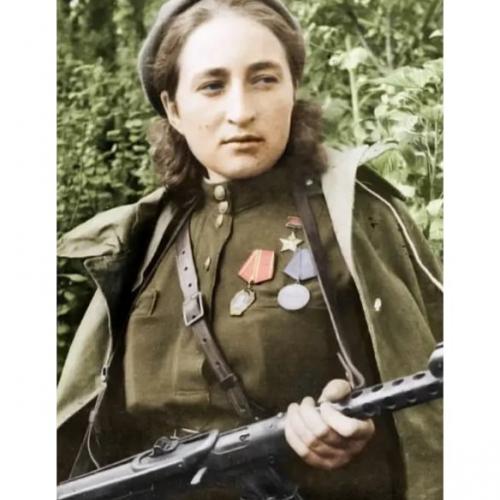 Я бы делала им прически пожизненно и просто так, как дань памяти. 03 Я бы делала им прически пожизненно и просто так, как дань памяти. 03