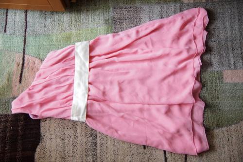 Ищу стройную девушку для фотосессии в моем платье в диких яблонях на набережной. 03