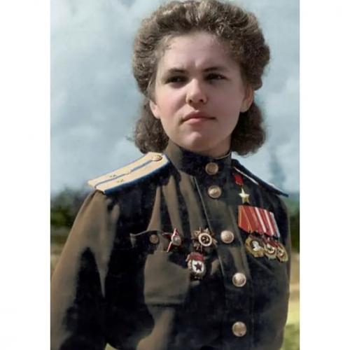 Я бы делала им прически пожизненно и просто так, как дань памяти. 05 Я бы делала им прически пожизненно и просто так, как дань памяти. 05