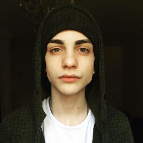 Сова.  Аля Аля улю нахуй.  черту пол балла накину, так уж и быть. 01