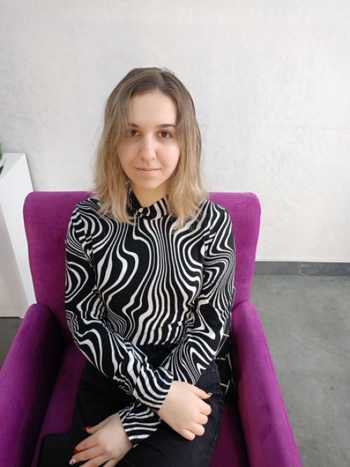 Всем хочется выделяться из толпы обыкновенных людей, особенно если ты уникальна и индивидуальна! 04