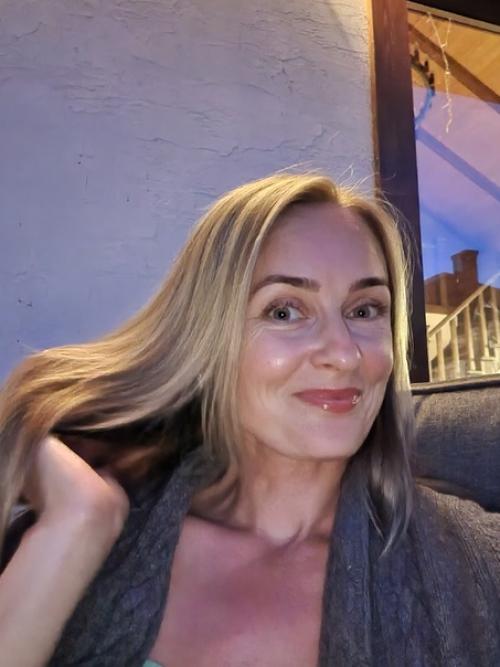 У меня очень трепетные отношения с собственными волосами. 01 У меня очень трепетные отношения с собственными волосами. 01