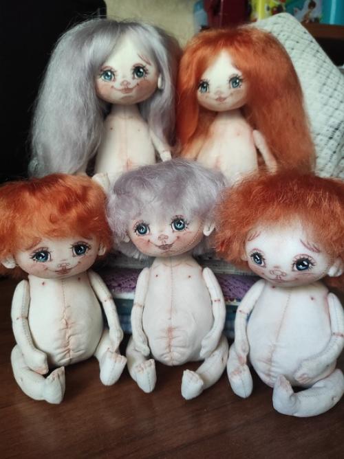 Доделала причёску последнему пацанчику сделали семейное фото. 01