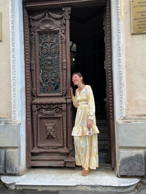 Собираясь на свидание с сухумом смело выбирайте самое красивое платье, подкрепитесь тортом Сухум в ресторане @Vershina. 04