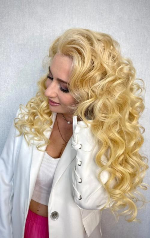 Любую прическу, можно быстро изменить под желаемый запрос. 01