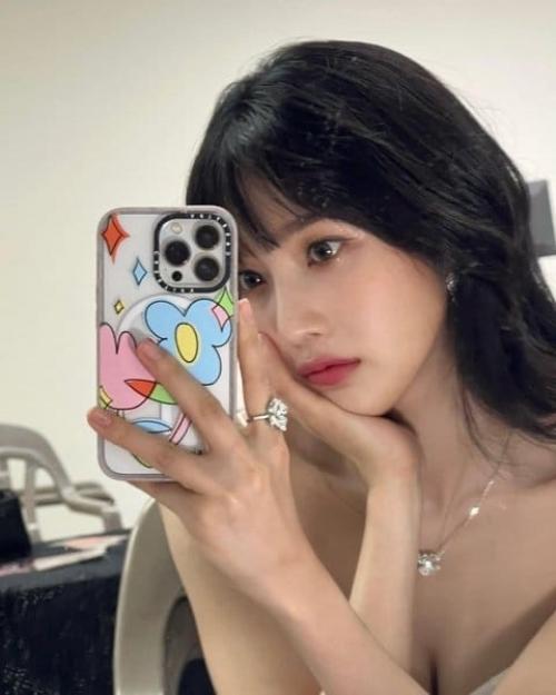 Pann причёска, макияж и наряд Джой были чертовски красивыми на Dream Concert. 02