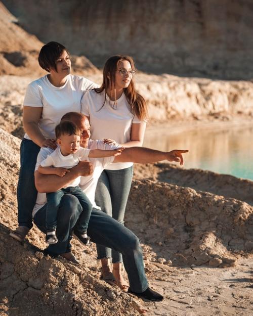 Несколько советов тем, кто готовится к семейной фотосессии: 06